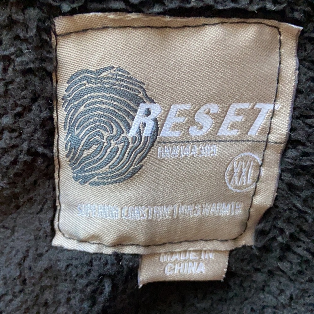 Fleece Zipup Jacket - Picture 7 of 10